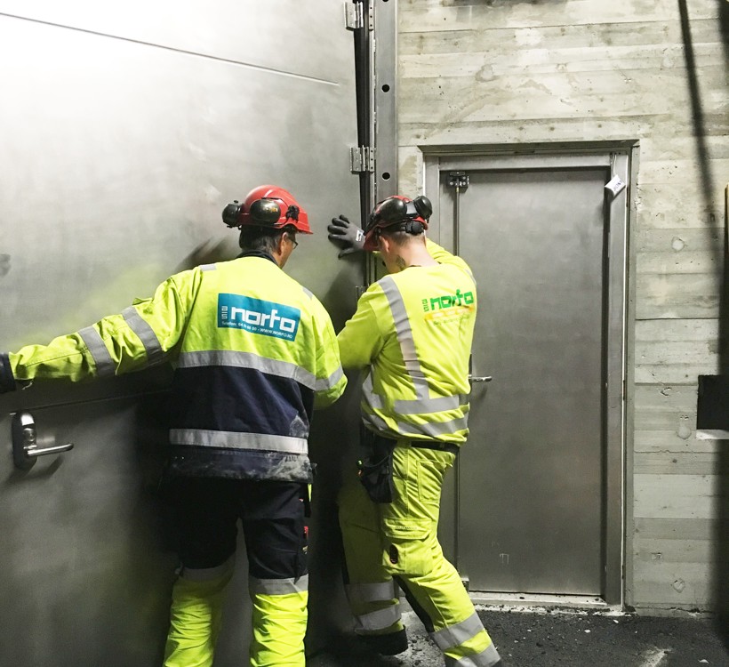 Trykkport Trykkdør NORFO FEG Montering